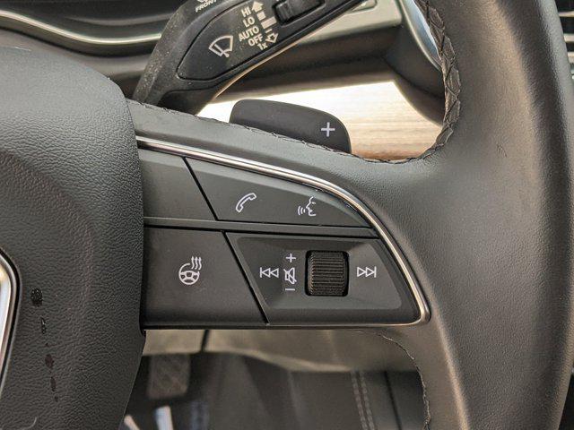 Photo of 2023 Mythos Black Metallic Audi Q5