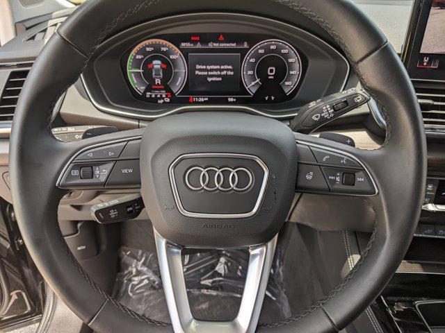 Photo of 2023 Mythos Black Metallic Audi Q5