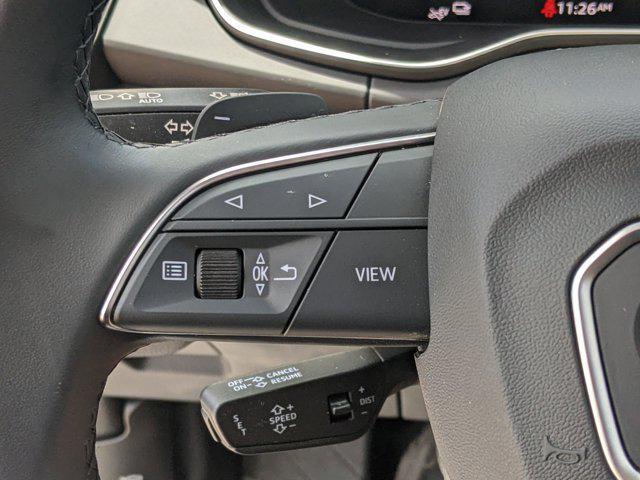 Photo of 2023 Mythos Black Metallic Audi Q5