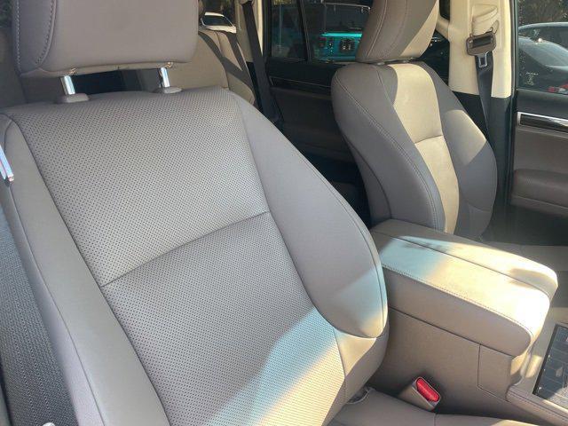 Photo of 2023 Nebula Gray Pearl Lexus GX 460