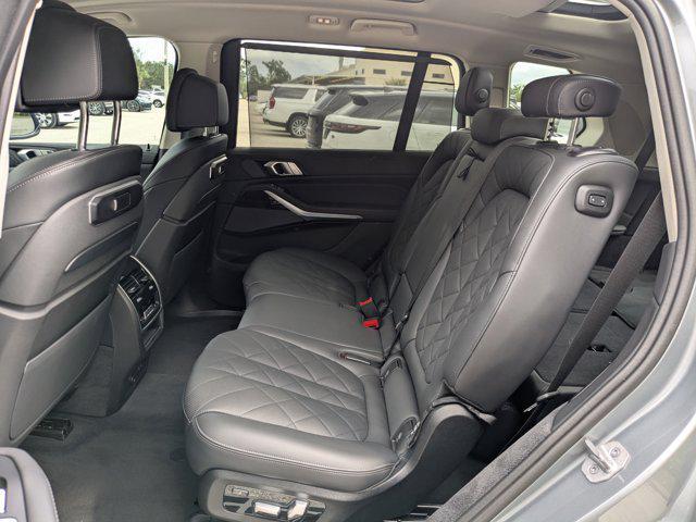 Photo of 2024 Brooklyn Grey Metallic BMW X7