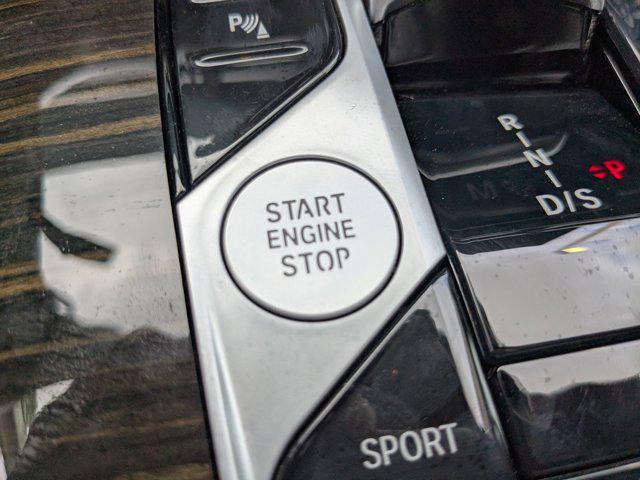 Photo of 2024 Brooklyn Grey Metallic BMW X7