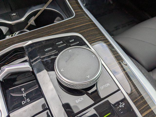 Photo of 2024 Brooklyn Grey Metallic BMW X7