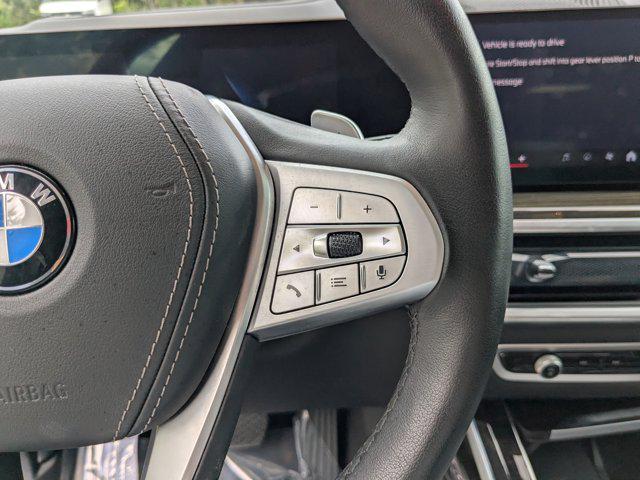 Photo of 2024 Brooklyn Grey Metallic BMW X7
