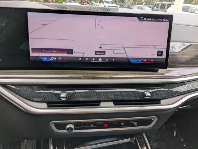 Photo of 2024 Brooklyn Grey Metallic BMW X7