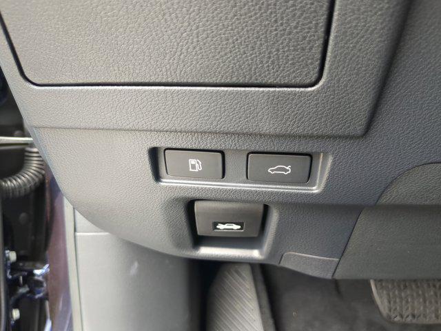 Photo of 2025 Mica Lexus ES 350