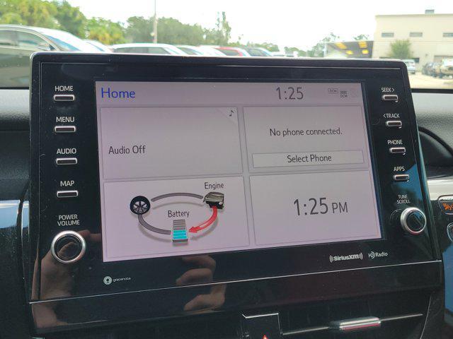 Photo of 2022 White Toyota Camry