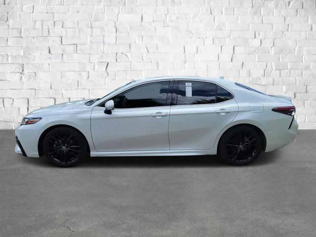 Photo of 2022 White Toyota Camry