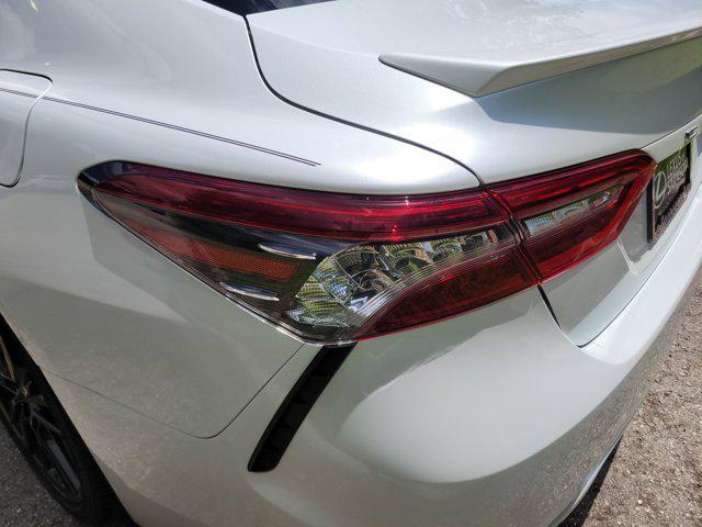 Photo of 2022 White Toyota Camry