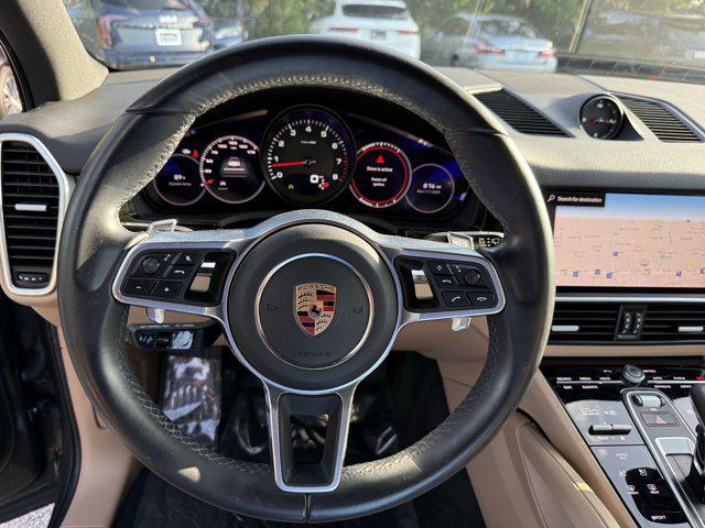 Photo of 2023 Quartzite Grey Metallic Porsche Cayenne