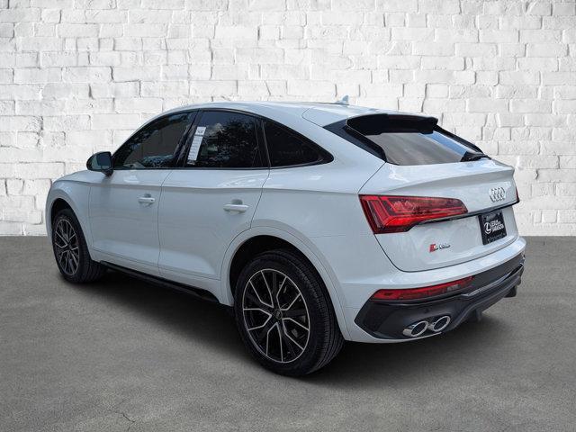 Photo of 2024 White Audi SQ5