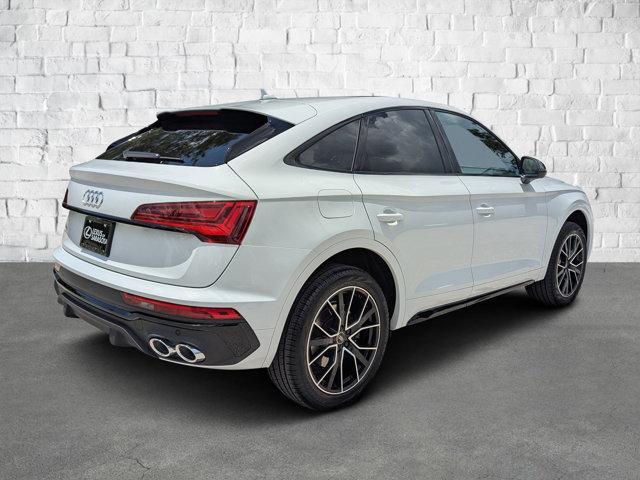 Photo of 2024 White Audi SQ5