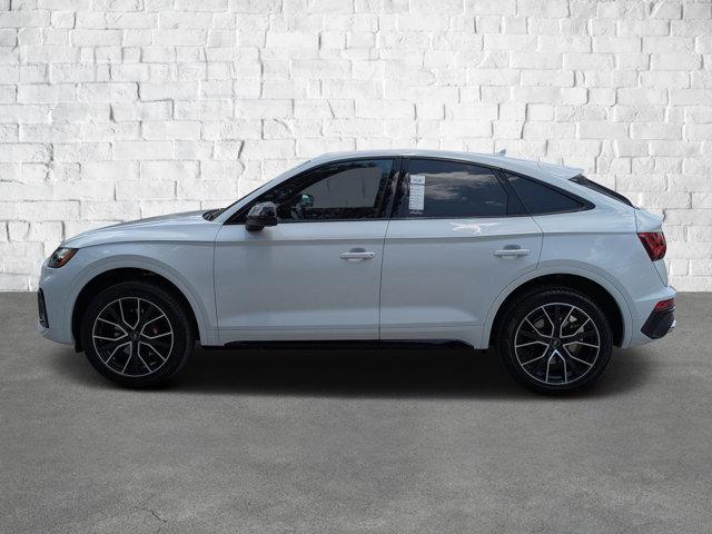 Photo of 2024 White Audi SQ5