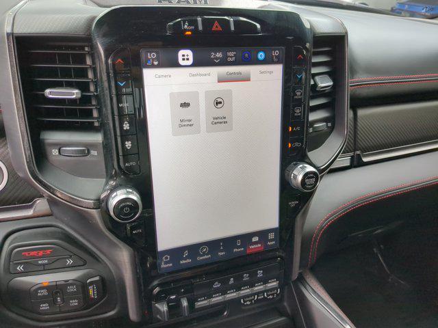 Photo of 2022 Granite Crystal Metallic Clearcoat RAM 1500
