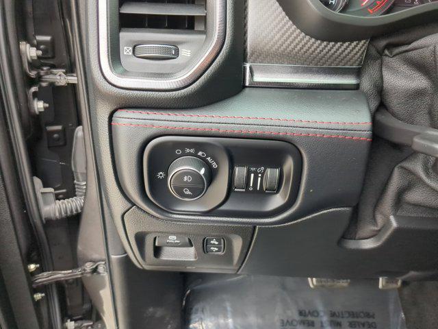 Photo of 2022 Granite Crystal Metallic Clearcoat RAM 1500