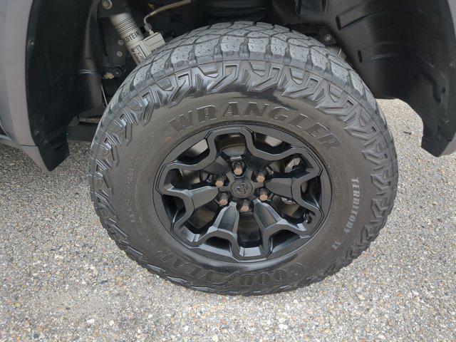 Photo of 2022 Granite Crystal Metallic Clearcoat RAM 1500
