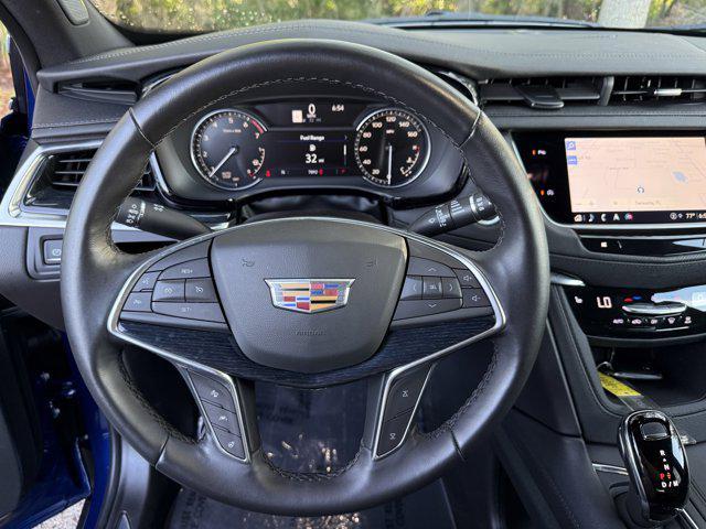 Photo of 2024 Opulent Blue Metallic Cadillac XT5