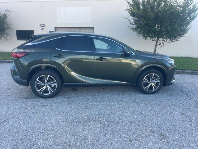 Photo of 2025 Nori Green Pearl Lexus RX 350