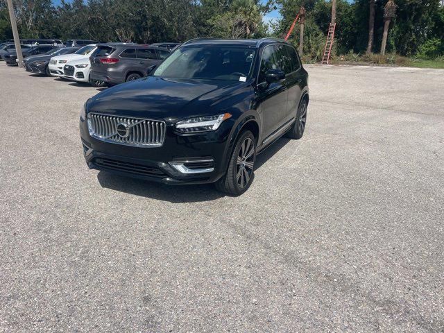 Photo of 2023 Onyx Black Metallic Volvo XC90 Recharge Plug-In Hybrid