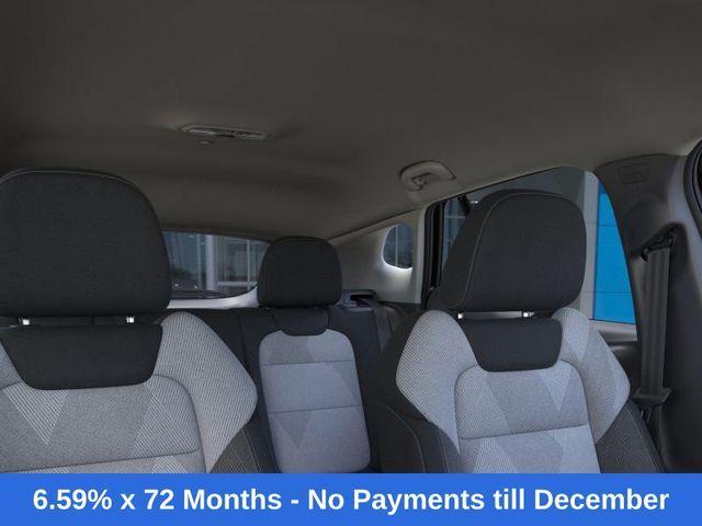Photo of 2026 Summit White Chevrolet Trax