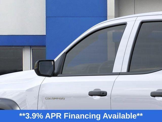 Photo of 2026 Summit White Chevrolet Colorado