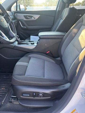 Photo of 2023 Summit White Chevrolet Blazer