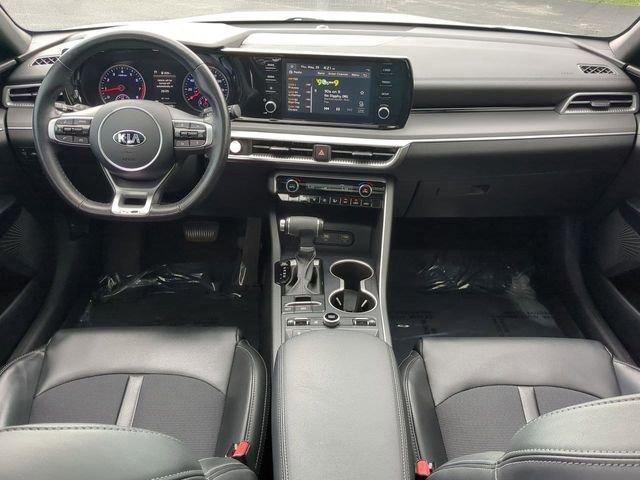 Photo of 2021 Glacial White Pearl Kia K5
