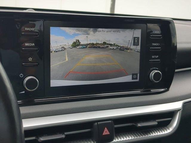Photo of 2021 Glacial White Pearl Kia K5