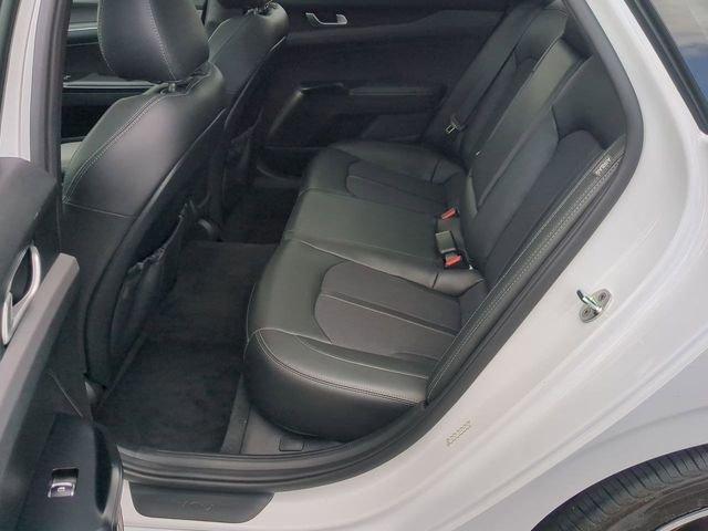 Photo of 2021 Glacial White Pearl Kia K5