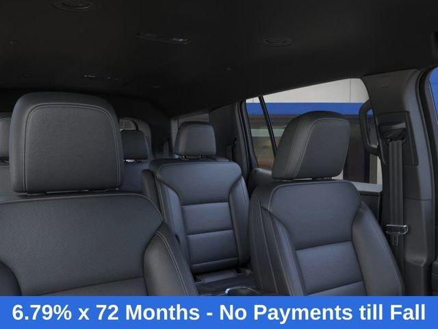 Photo of 2025 Mosaic Black Metallic Chevrolet Traverse