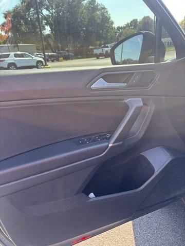 Photo of 2020 Platinum Gray Metallic Volkswagen Tiguan