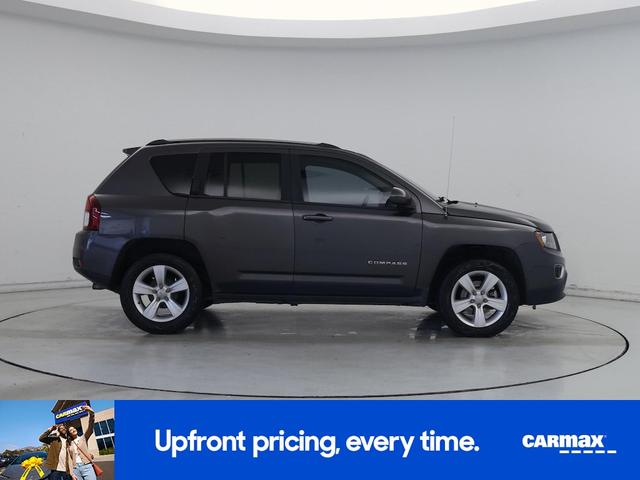 Photo of 2015 Gray Jeep Compass
