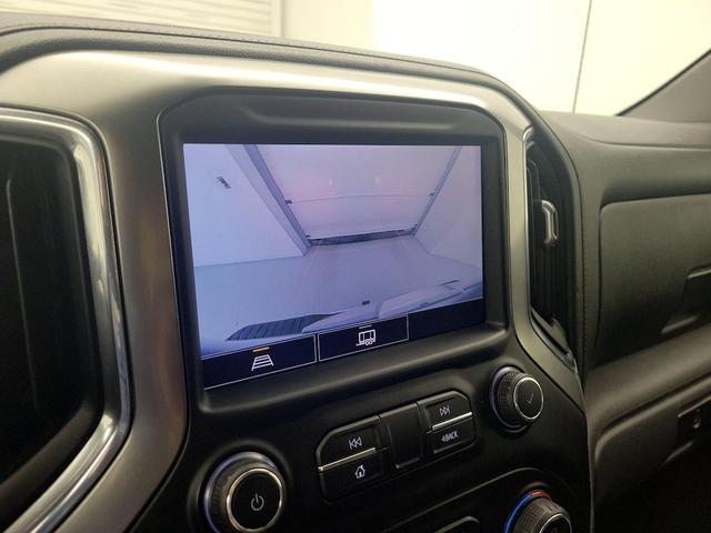 Photo of 2021 White Chevrolet Silverado 1500