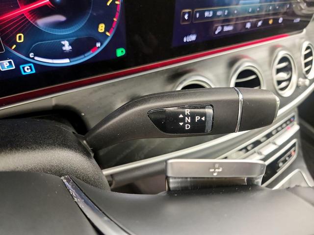 Photo of 2022 Black Mercedes-Benz E-Class