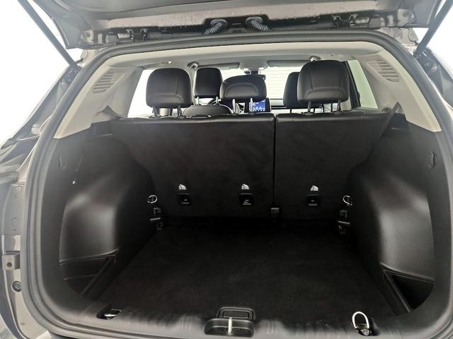 Photo of 2022 Gray Jeep Compass