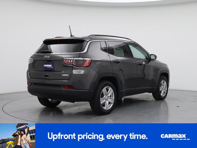 Photo of 2022 Gray Jeep Compass