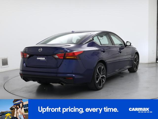 Photo of 2023 Blue Nissan Altima