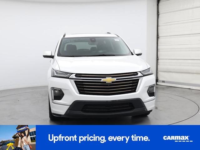 Photo of 2023 White Chevrolet Traverse