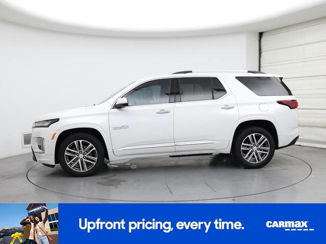 Photo of 2023 White Chevrolet Traverse