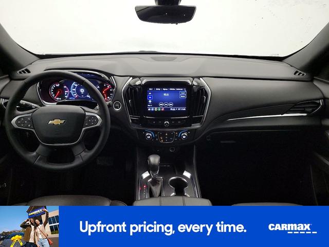 Photo of 2023 White Chevrolet Traverse