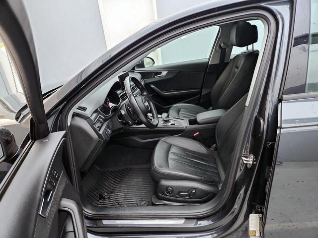 Photo of 2017 Gray Audi A4