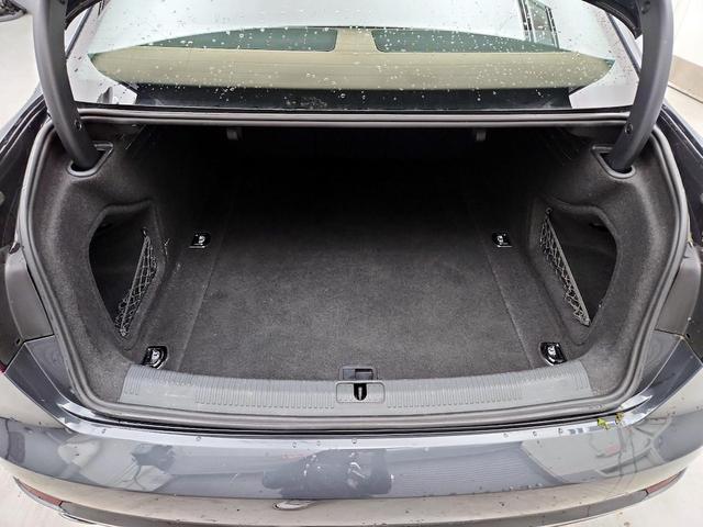 Photo of 2017 Gray Audi A4
