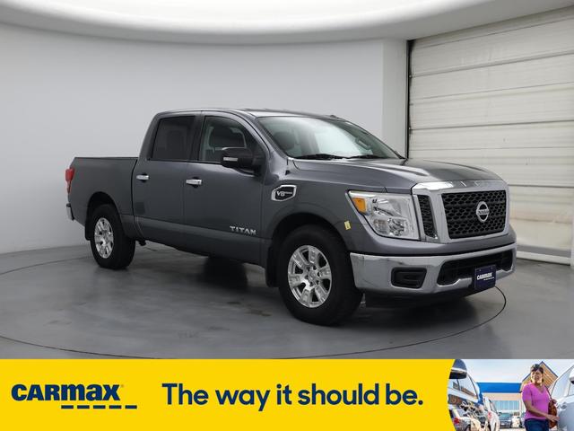 2017 Nissan Titan