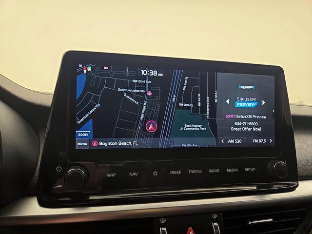 Photo of 2022 Black Kia Forte