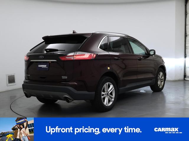 Photo of 2020 Burgundy Ford Edge