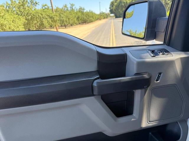 Photo of 2019 Oxford White Ford F-150