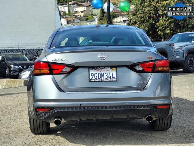 Photo of 2023 Gun Metallic Nissan Altima