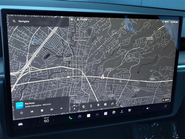 Photo of 2022 Black Tesla Model S