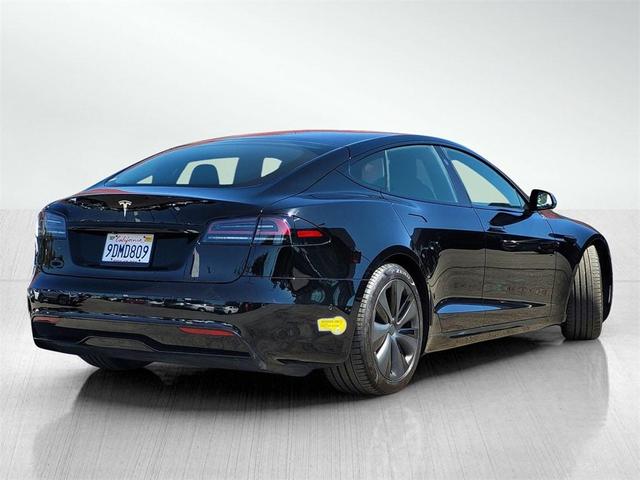 Photo of 2022 Black Tesla Model S