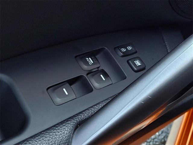 Photo of 2016 Vitamin C Hyundai Veloster